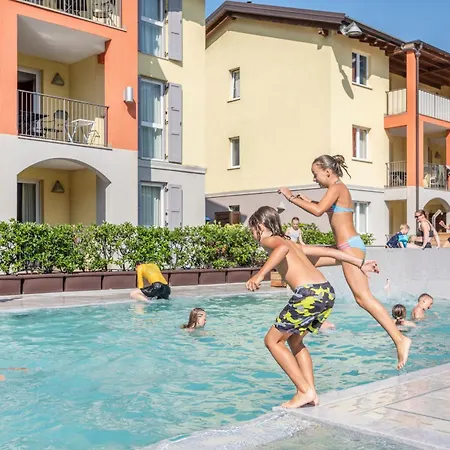 Maroadi 3* Torbole Sul Garda