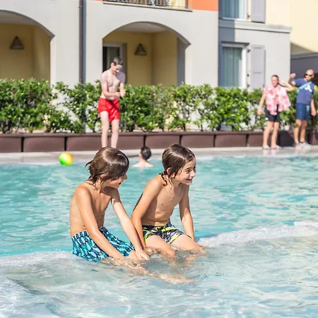 Maroadi Hotel apartamentowy Torbole Sul Garda