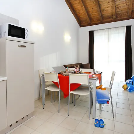 Maroadi 3* Torbole Sul Garda